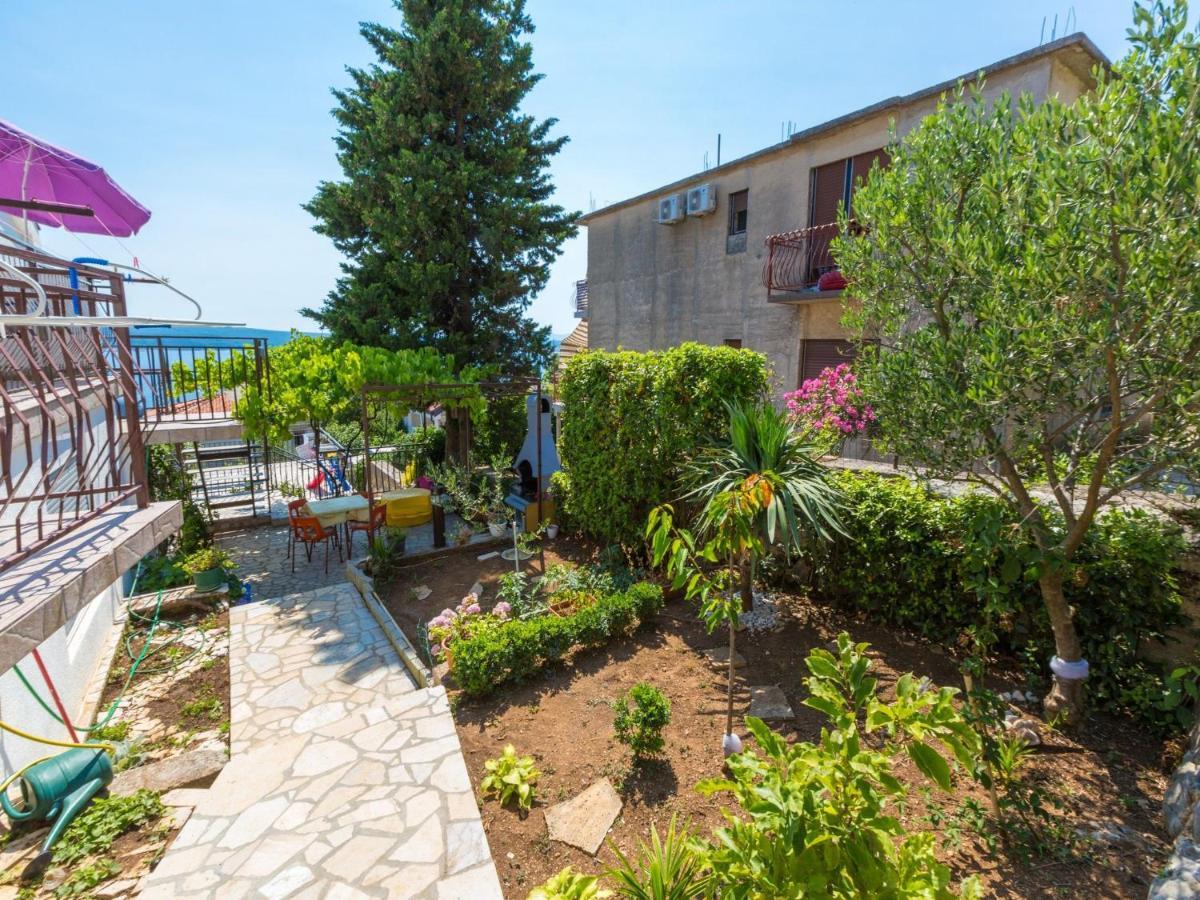 Apartments Adrasteja 德拉马利 外观 照片