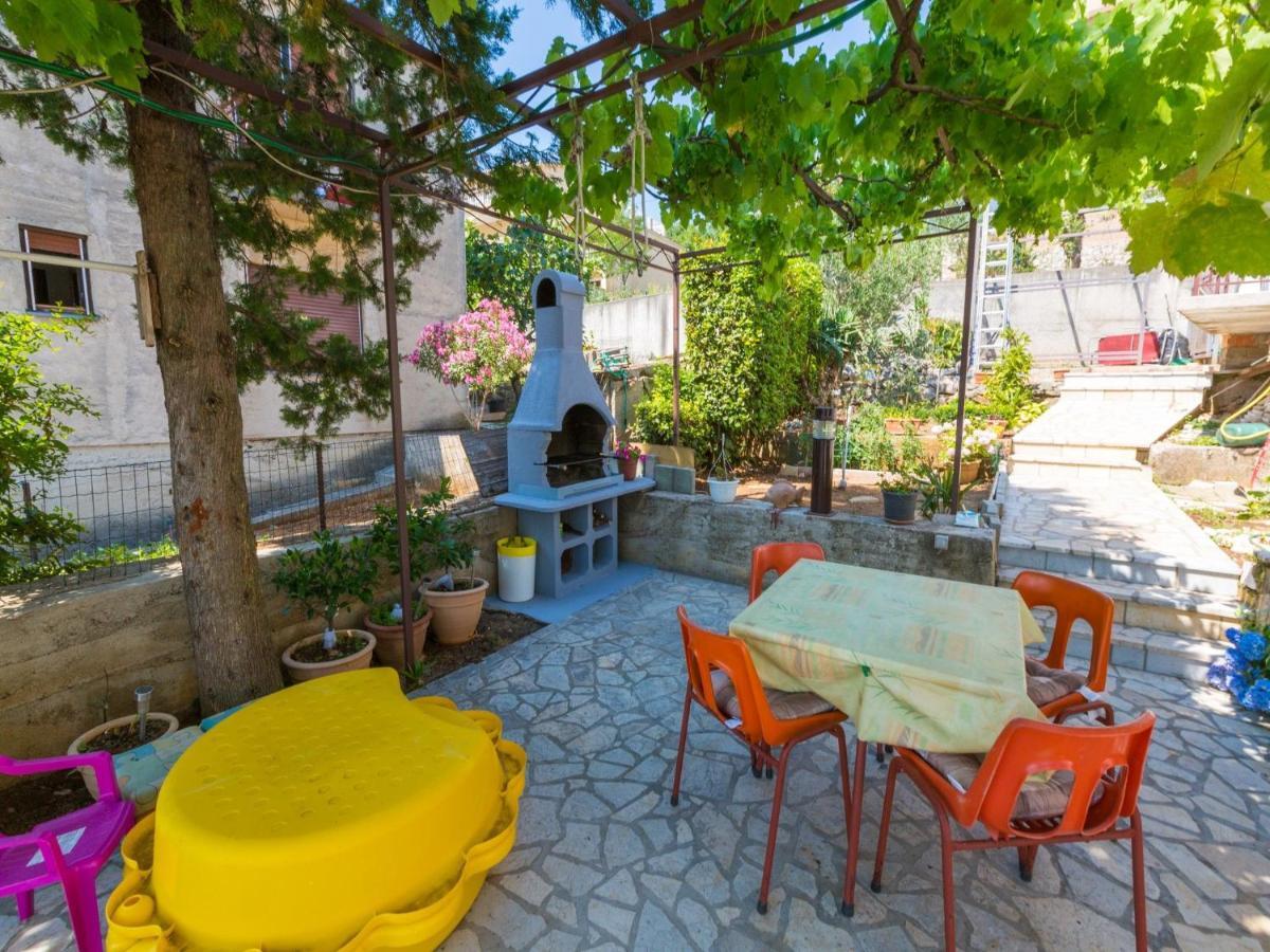 Apartments Adrasteja 德拉马利 外观 照片